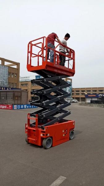 自行走升降机14（自行走升降机怎么启动）